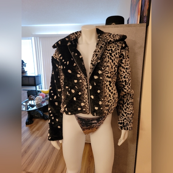 Urban Outfitters Faux Fur Coat 90s inspired y2k Small - Picture 3 of 10